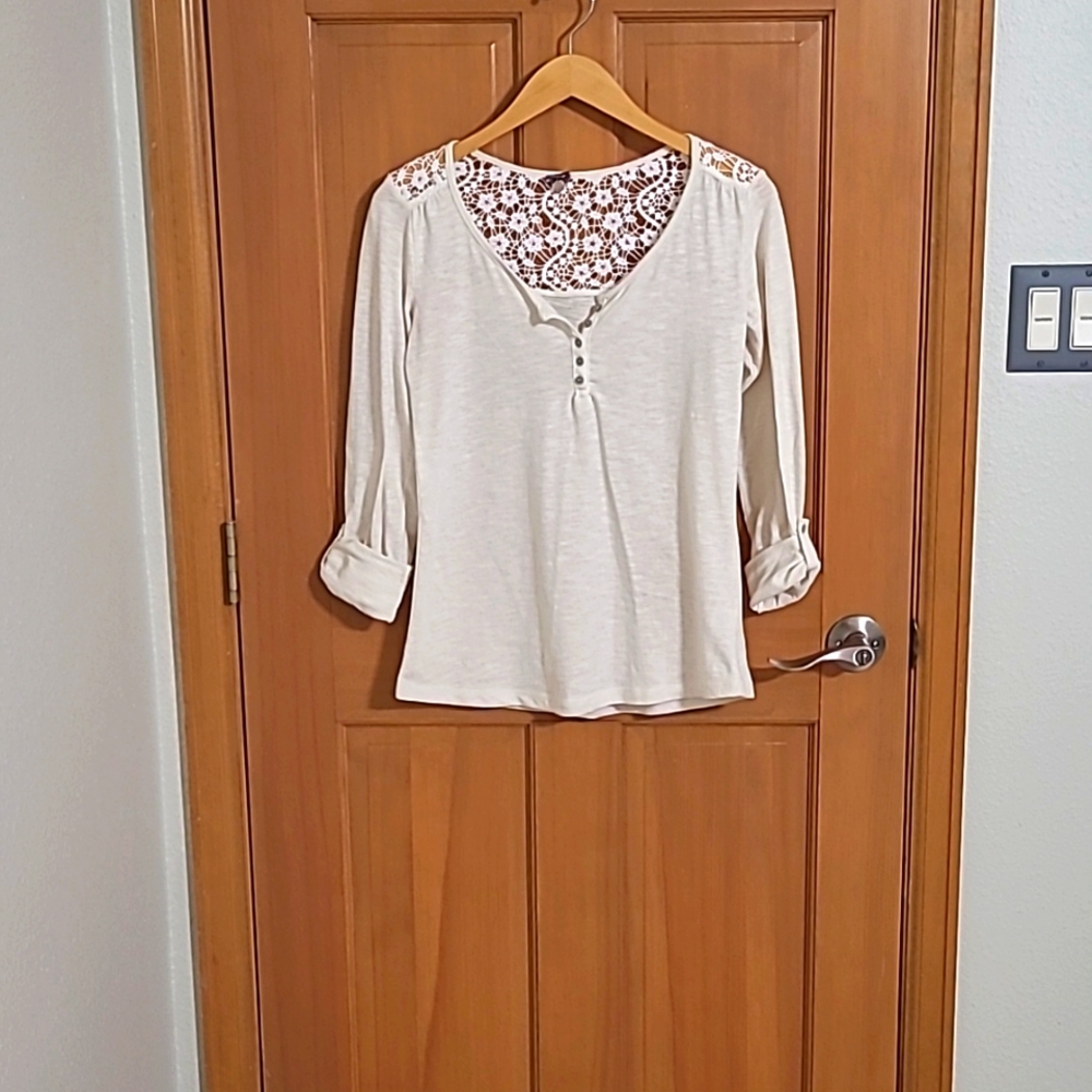Junior's S Shirt